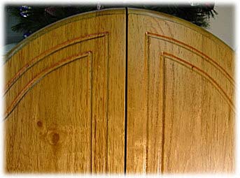 arched oak detail